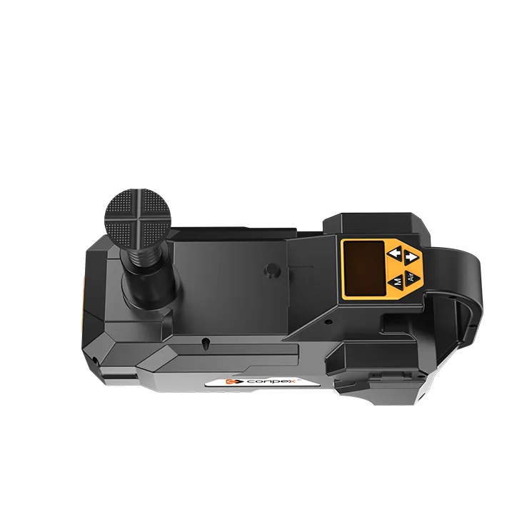 The user control center of the B05-5T jack, featuring a digital display and simple buttons for effortless lifting, which can also be operated safely from a distance with the wireless remote.