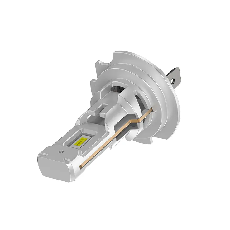 A detailed look inside the Z25-H7 LED bulb, revealing the internal heat conduction system that works with the hydraulic fan to maintain stable performance and a long lifespan.